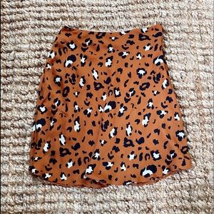 Urban Outfitters Cheetah Print Skirt ✨